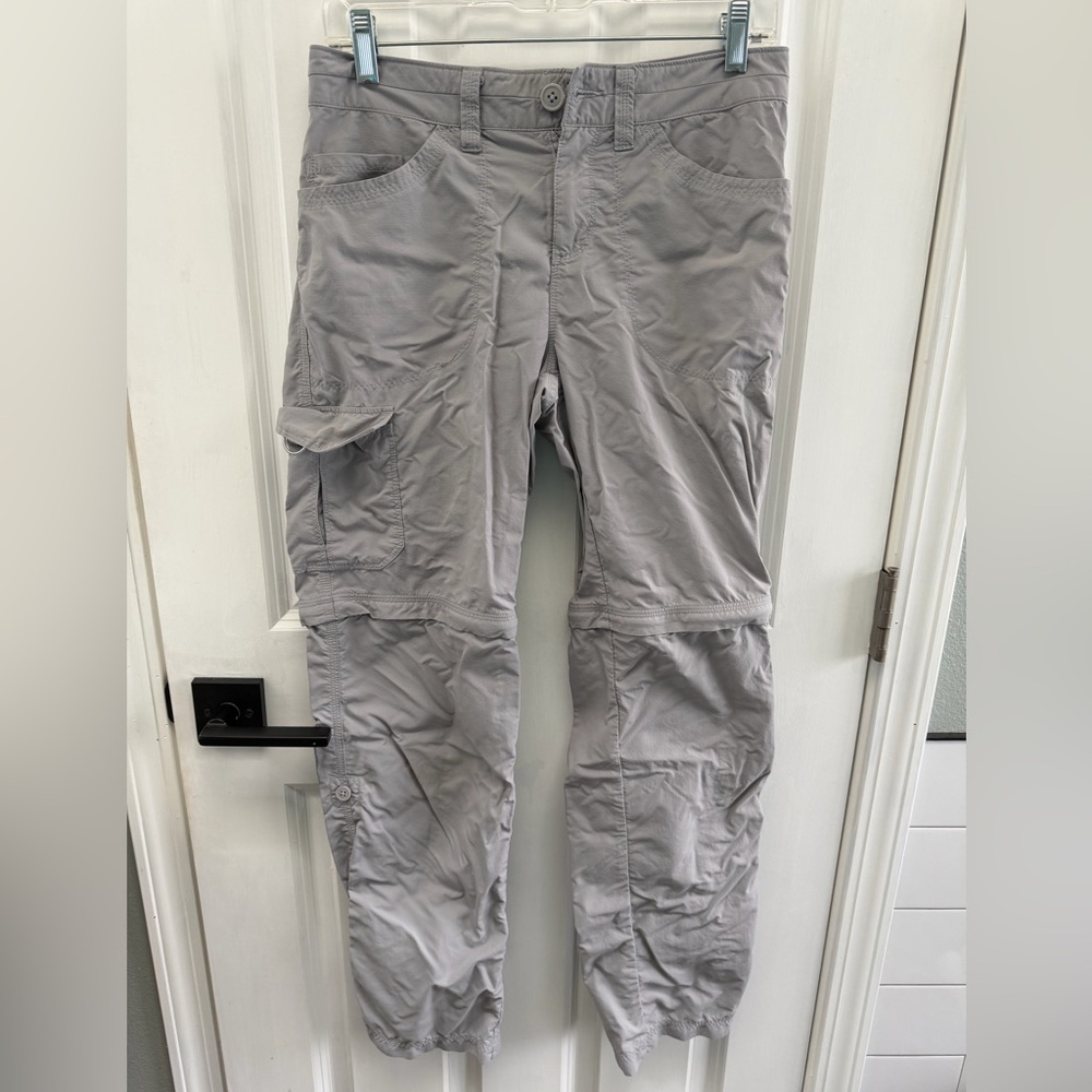 Mountain Hardwear Light Gray Cargo Pants Size 6
